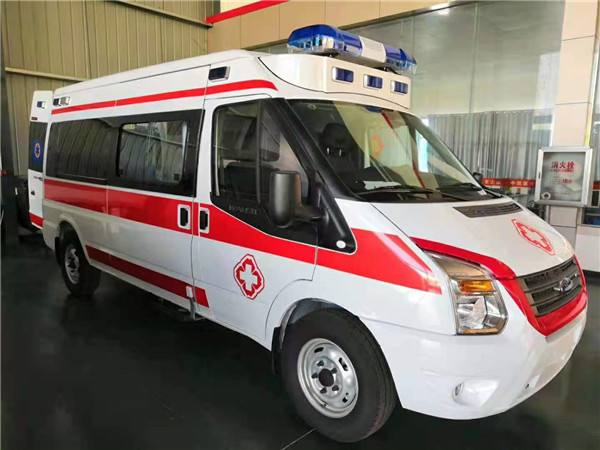 滕州市福特V362救护车
